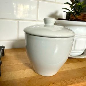Pottery Barn Sugar Bowl w Lid